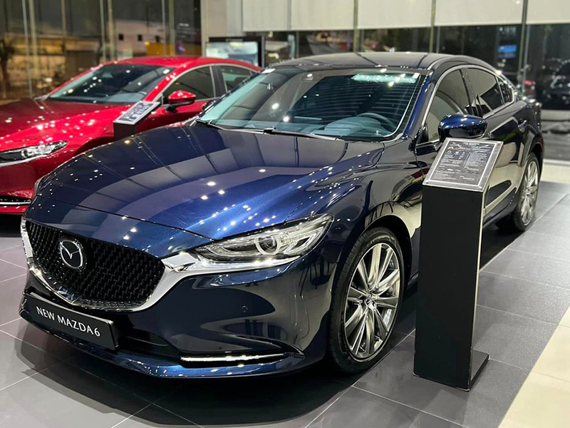 Mazda 6